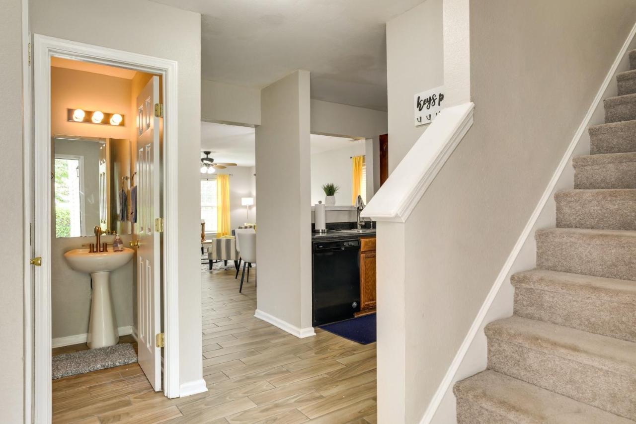 Charming North Charleston Townhome - Pets Welcome! Екстер'єр фото