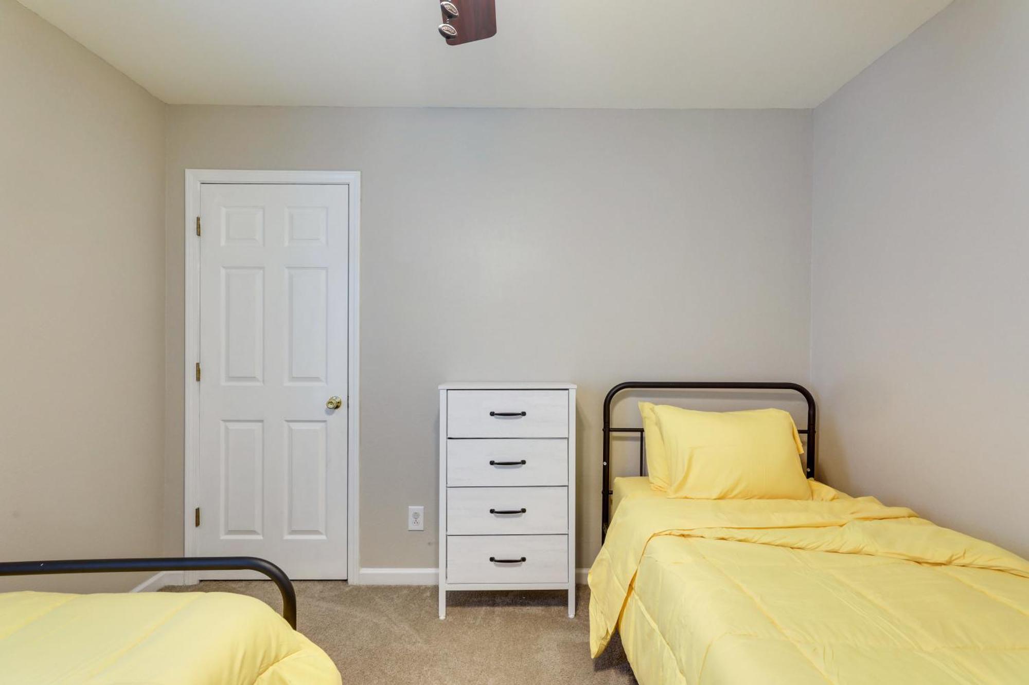 Charming North Charleston Townhome - Pets Welcome! Екстер'єр фото