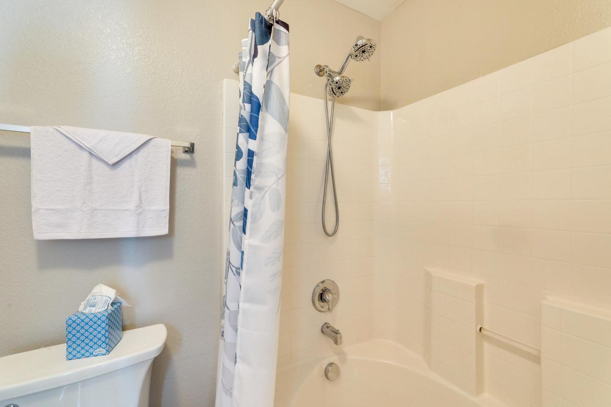 Charming North Charleston Townhome - Pets Welcome! Екстер'єр фото
