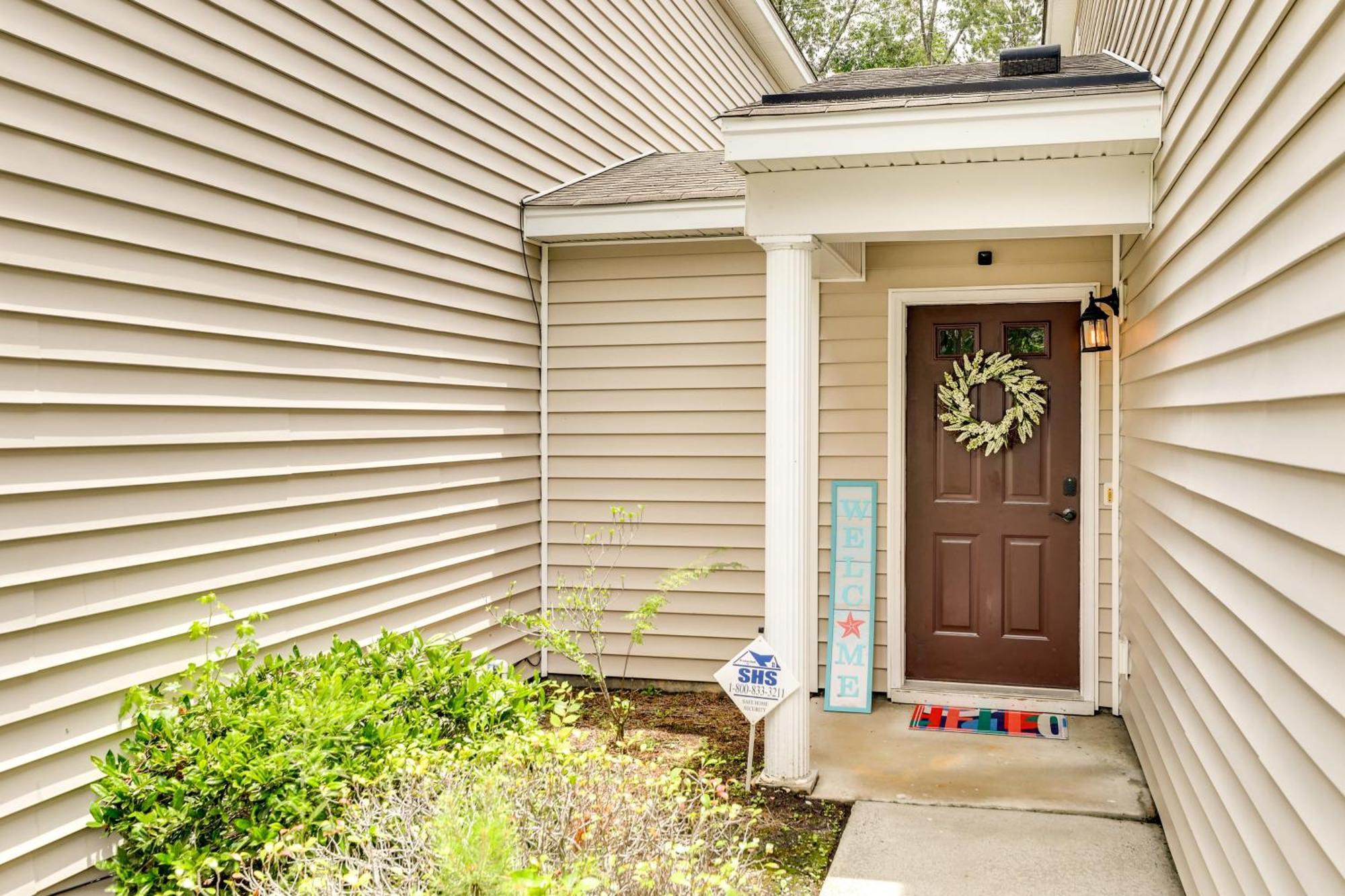 Charming North Charleston Townhome - Pets Welcome! Екстер'єр фото