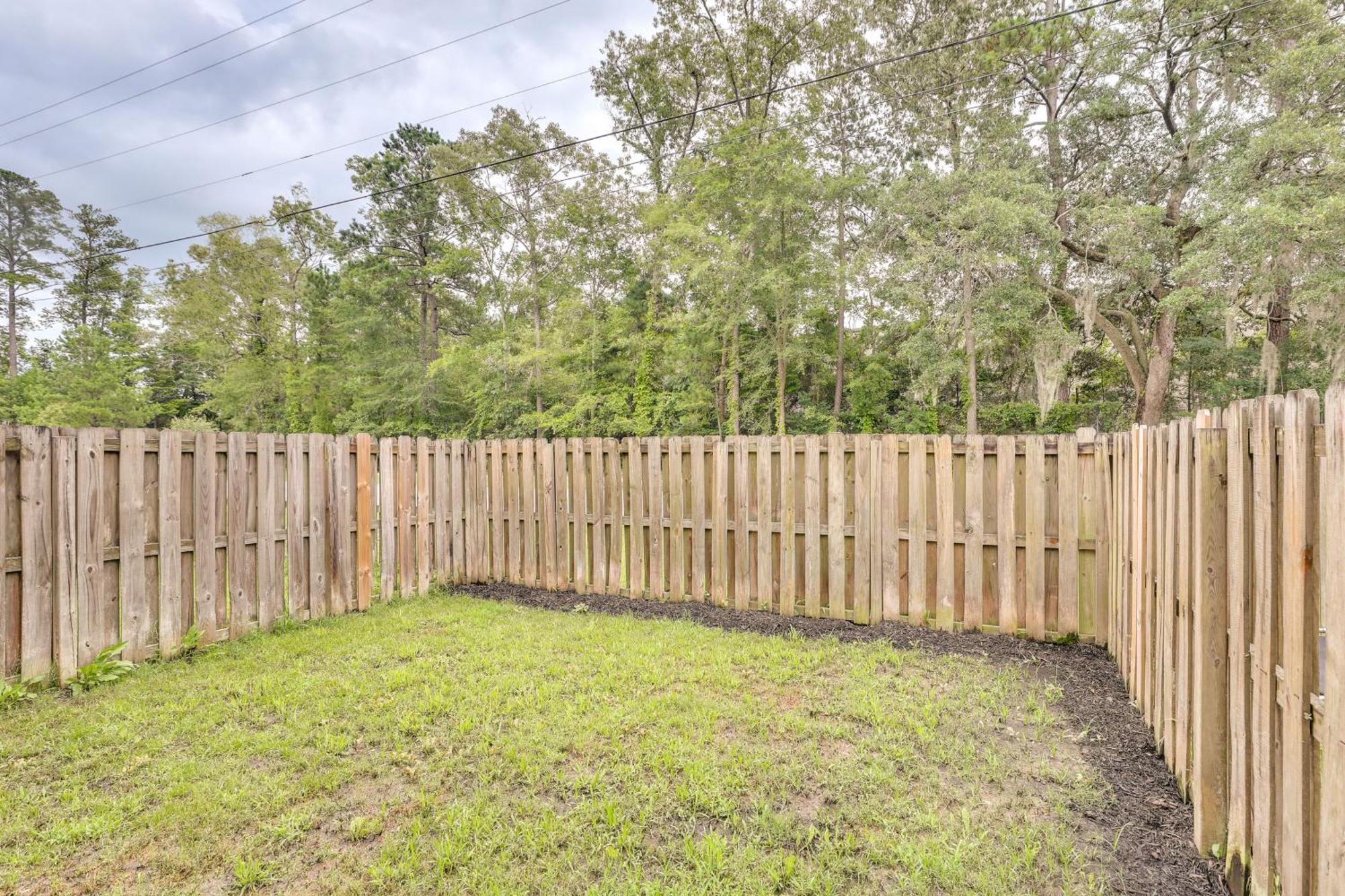 Charming North Charleston Townhome - Pets Welcome! Екстер'єр фото